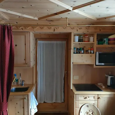 Gliera Apartmán *